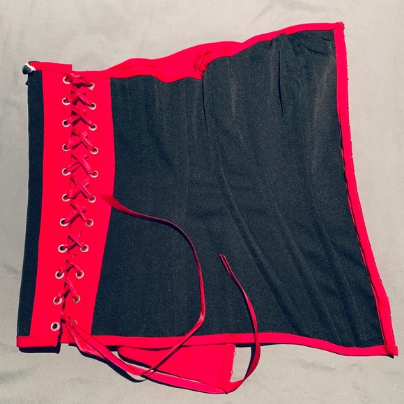 Red Corset - Picture 3 of 3